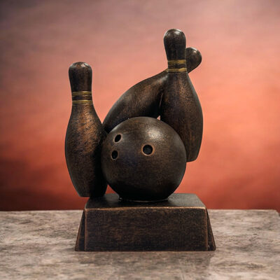 Statyett-Bowlingklot-och-kagla-Brons-125mm