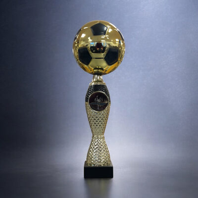 Statyett-Fotboll-Guld-och-svart.-H410mm